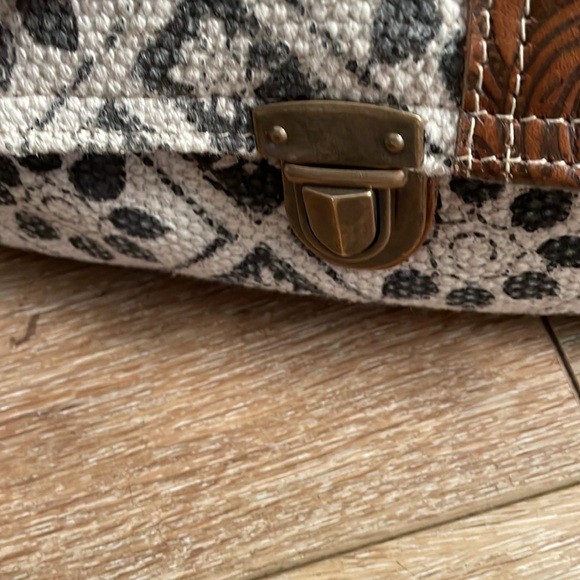 Myra Spellbound Canvas-Leather Messenger Bag - Picture 7 of 8